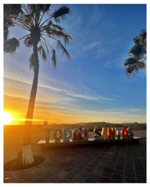Jessica Lowe Instagram - Normalize taking incredibly romantic vacations with your best friend. 
.
.
.
#vacation #baja #mexico #todossantos #bffs