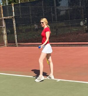Jessica Morris Instagram - Great weekend with my favorite person😘🧩❤️☀️#tennis #pool #sunshine #love