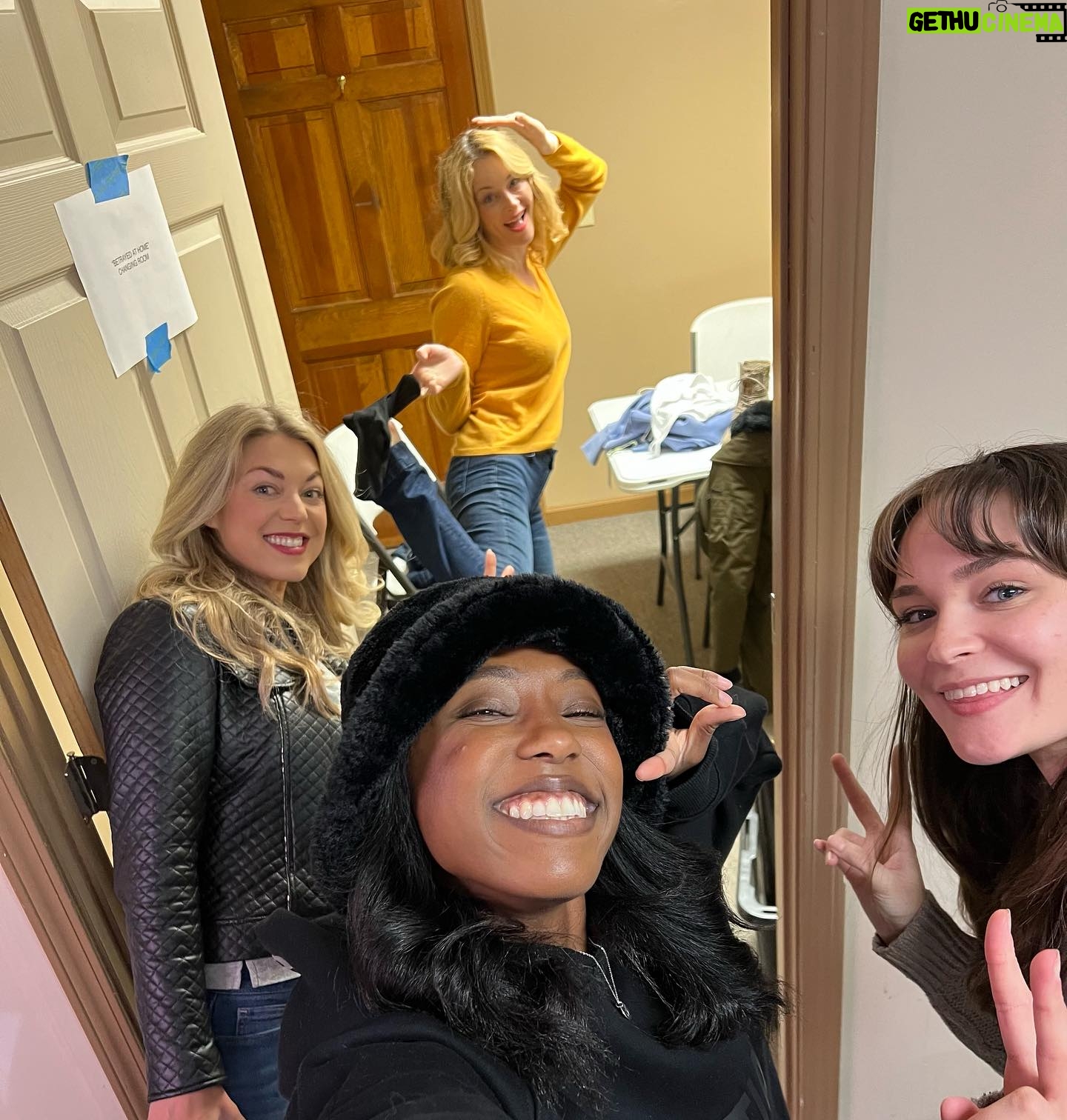 Jessica Morris - 511 Likes - That’s a wrap🎬❤️ Beyond grateful for my writing partner/partner in all things @ribhillis , the producers, the amazing director @linden_ashby , the talented dp @robertvardaroscine & everyone who helped bring this story to life🙌🏻And so so happy that ChuChu kitty came home😺#happygirl