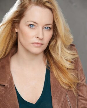 Jessica Morris Instagram - More new looks🙌🏻❤️📸Such a fun shoot with #cathrynfarnsworthphotography Can’t wait to see what characters I end up playing from these snaps! Hair color/cut by: @hairbycodyrenegar