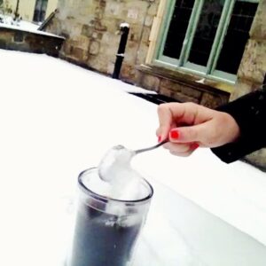 Jessie Ennis Instagram - Coffee slurpee goooood ☁️
❄️
☕️