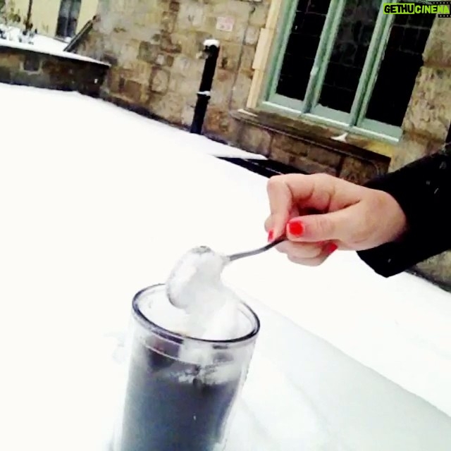 Jessie Ennis - 45 Likes - Coffee slurpee goooood ☁️
❄️
☕️
