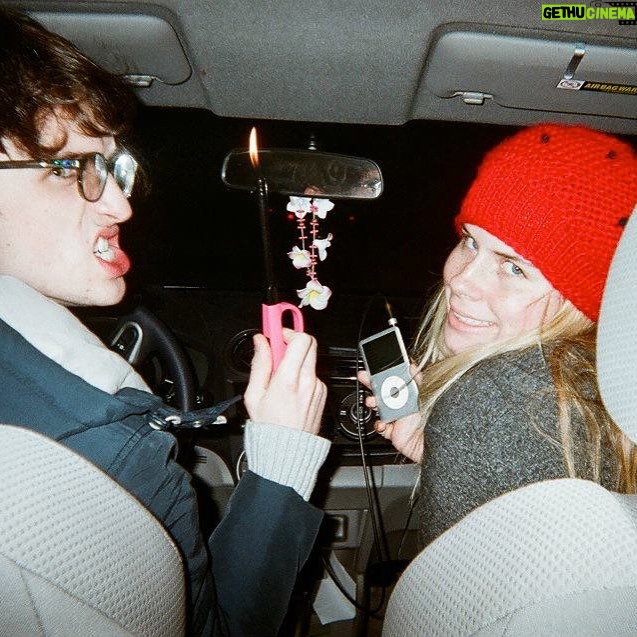 Jessie Ennis - 61 Likes - Back in the day, listening to jams off ye olde iPod #tbt