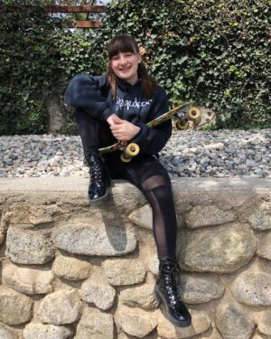 Jessie Franks Instagram - Sk8r grl 🖤