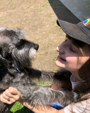 Jessie Franks Instagram - Puppy love 🌈

Do you have any pets? ⬇️