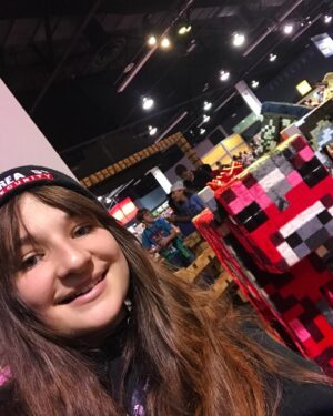 Jessie Franks Instagram - I went to MineCon! I’m a huge nerd, it was awesome.