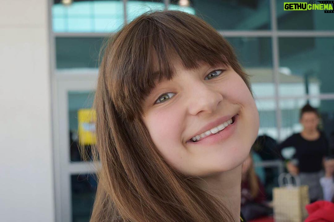 Jessie Franks - 350 Likes - Happy Friday!! š