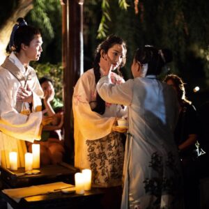 Jessika Van Instagram - 🌸🍃🍁 i walk the same path every night, but we keep changing
#nightwalkinthechinesegarden —
@latimes 
http://www.latimes.com/entertainment/arts/theater/reviews/la-et-cm-nightwalk-in-the-chinese-garden-review-20180924-story.html
—
@laistpics 
http://www.laist.com/2018/09/21/playwright_stan_lai_transports_the_huntington_gardens_back_in_time.php
—
.
.
.
.
.
#theatre #la #huntingtonlibrary #china