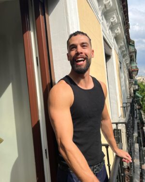 Jesús Mosquera Instagram - Ya llegó el caló☀️