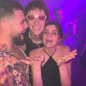 Jesús Mosquera Instagram - Estrenando cámara 🕺🏽🪩