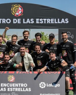 Jesús Mosquera Instagram - La semana pasada @premios_platino y @laliga organizaron un partido benéfico para apoyar @cuidarcorazon.
Fue una experiencia maravillosa y que jamás voy a olvidar.
Eternamente agradecido🙏🏼💙