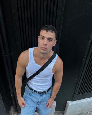 Jesús Mosquera Instagram - Cambio de look 😎👶🏽
