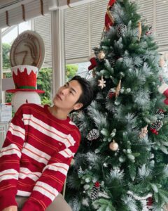 Jet Somjet Saejang Instagram - Santaaaaaaaaa🎅🏻🎄