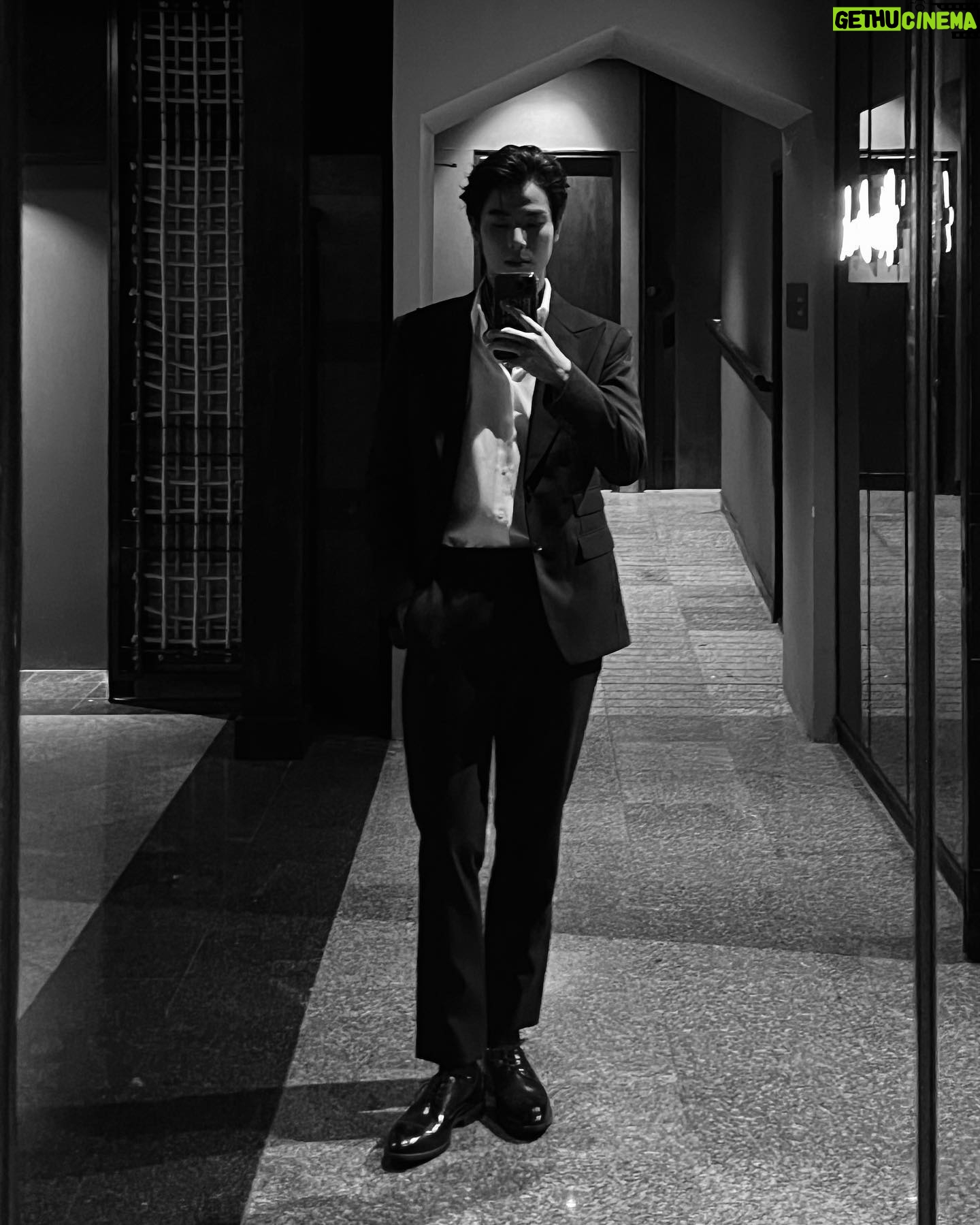 Jet Somjet Saejang - 8.3K Likes - SEIKO PRESAGE Gentleman Party ครั้งแรกของการบอกเล่าเรื่องราวสุดคลาสสิค ผ่านคอลเลกชันเรือนเวลาระดับ Craftsmanship เพื่อสะท้อนตัวตนของเหล่า Gentleman ที่มีความหลงใหลในสุนทรียะสไตล์ญี่ปุ่นอันประณีตและบรรจง พร้อมสัมผัส 4 ซีรีส์หลัก Craftsmanship Series, Sharp Edged Series, Style 60’s และ Cocktail Time @seiko_thailand
#seikothailand
#seikopresage
#gentlemanpart
@verasalonstudio