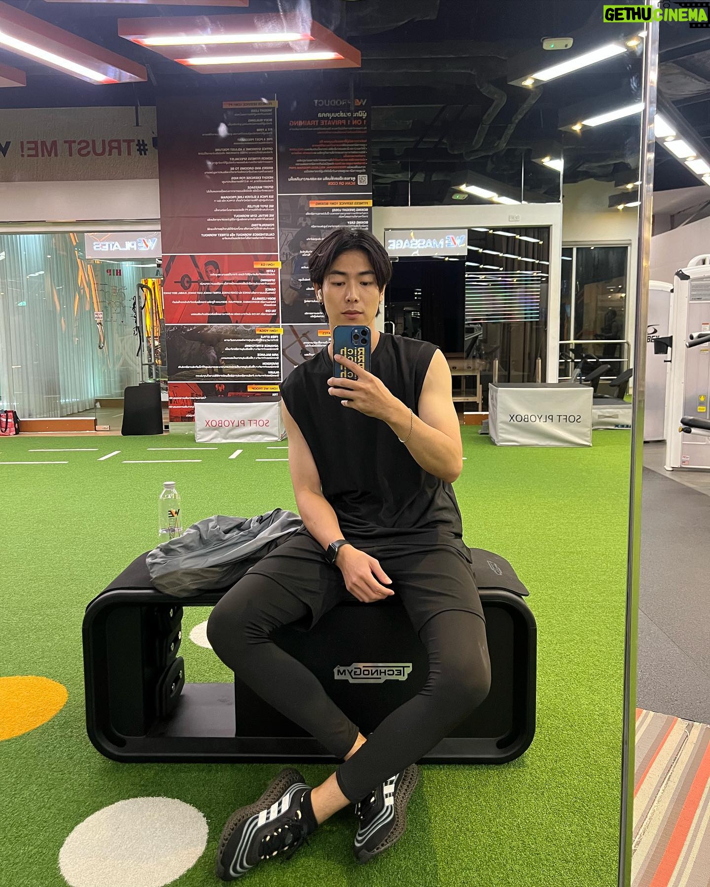 Jet Somjet Saejang - 9.5K Likes - ก็เบาๆแหละ🤣