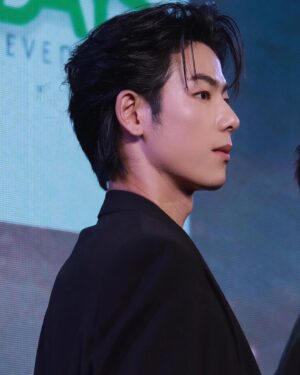 Jet Somjet Saejang Instagram - ใกล้จะออนแล้วววว😎

#7daysbeforevalentine 
#bandaibar
