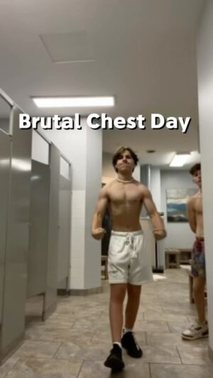 Jett Klyne Instagram - Killer Chest Day😈😈😈