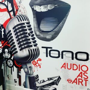 Jewels Jaselle Instagram - Me: Alexa...what time is it?  Alexa: It’s Tono time... Me: yay!! - I rarely go in person to studios these days (needless to say why) so when I finally get to I’m reminded how much I miss interacting in person with people! “Sigh”
#thelittlethings #vo #voiceover #instamood #mood #working #inperson #dailydriven #audioasart #tono