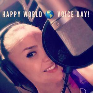 Jewels Jaselle Instagram - Happy World Voice Day! #happy #worldvoiceday2021 #international #useyourvoice #speak #actor #singer #professional