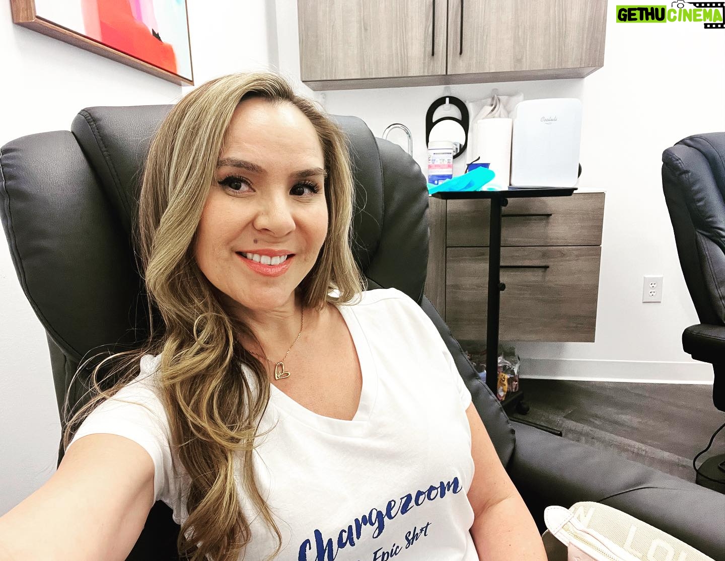 Jewels Jaselle - 121 Likes - Feeling absolutely gleaming after my visit to 'We Whiten'! 🌟 I stepped in with a smile and stepped out with a sparkle! Teeth whitening turned out to be not just about beauty, but relaxation too - it was like a spa day but for my teeth. 🦷✨ I can't wait to wow with my luminous smile at the next outing! Check out my before and after shots, and you'll see why I'm already looking forward to my next session! 😁 #WeWhiten #RadiantSmile #TeethWhiteningGlowUp #ad
Swipe ➡️ to see the transformation. Book your appointment today click on the link for special discounts http://mytime.com/u/RTDXp