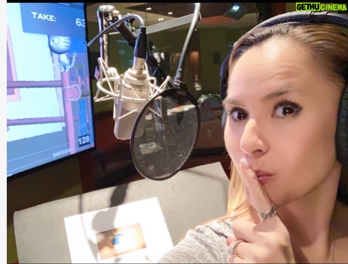 Jewels Jaselle - 126 Likes - Happy Friday everyone! Just letting you in on a little secret... there’s only a few spots left for our online Voice Over workshops coming up next week Tuesday 7/20 -Video Game Reads and the week after Monday 7/26 Commercial reads. If you want to discover the secret to booking voice work consistently join us! Space is limited so click the link in bio or email me at Jewels@jewelsjaselle.com to reserve your spot today! Brought to you by popular demand!
https://jewels.as.me/ #voiceover #findyourniche #successabovetherest #workshops #voiceactor #coaching #bringit #takeaction #makeithappen #commercials #yourbrand #yourvoice #videogames #beindemand #oncommand #dontmissout #howartistsaremade