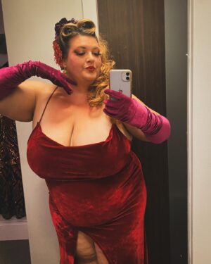 Jezebel Express Instagram - Last night at @newyorkburlesquefestival! Had so much fun. ✨  Lately I’m getting some wild comments about how I’m “sucking in” or misrepresenting my body in photos (in the skin tight clothes I wear?! which I take off onstage anyway? okay 👀). I thought it was probably time to come clean and expose the “real me” so please enjoy. 👹