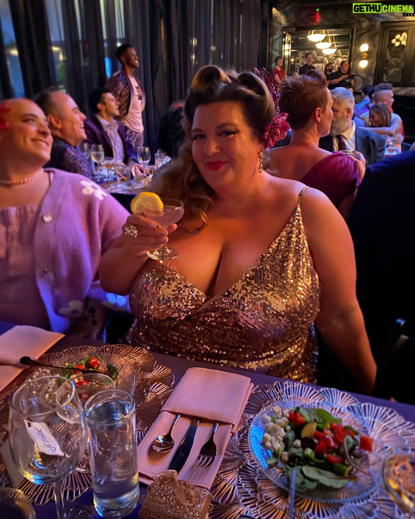 Jezebel Express - 334 Likes - Sometimes fancy, sometimes under a bus swearing at an oil filter. š¤·āāļø Thanks for catching my best angles @mrgorgeousny!
(PS: this was taken @thesamsonnight & @margomayhemās wedding, peep how elegant it was! š)