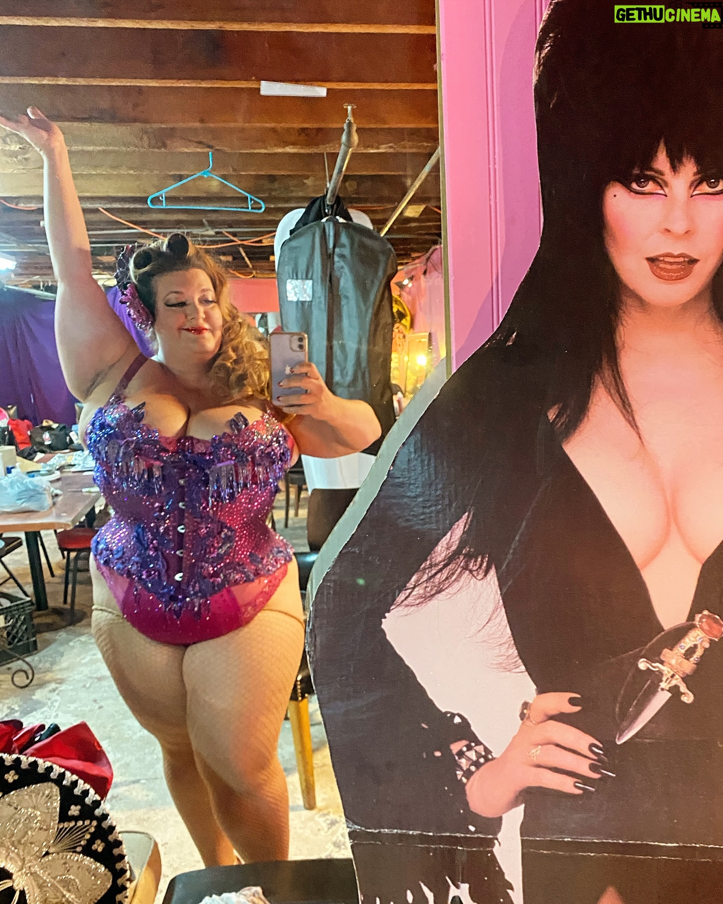 Jezebel Express - 330 Likes - Snapshot with an icon! š·ļøš·ļø This movie was formative for me- tell me if it was for you too? I just found this is my drafts so let me give proper credit for the Rando Elvira cutout to The Surly Wench in Tucson where I performed last month - their giant dressing room is a treasure trove of rad oddities but this was definitely my favorite,