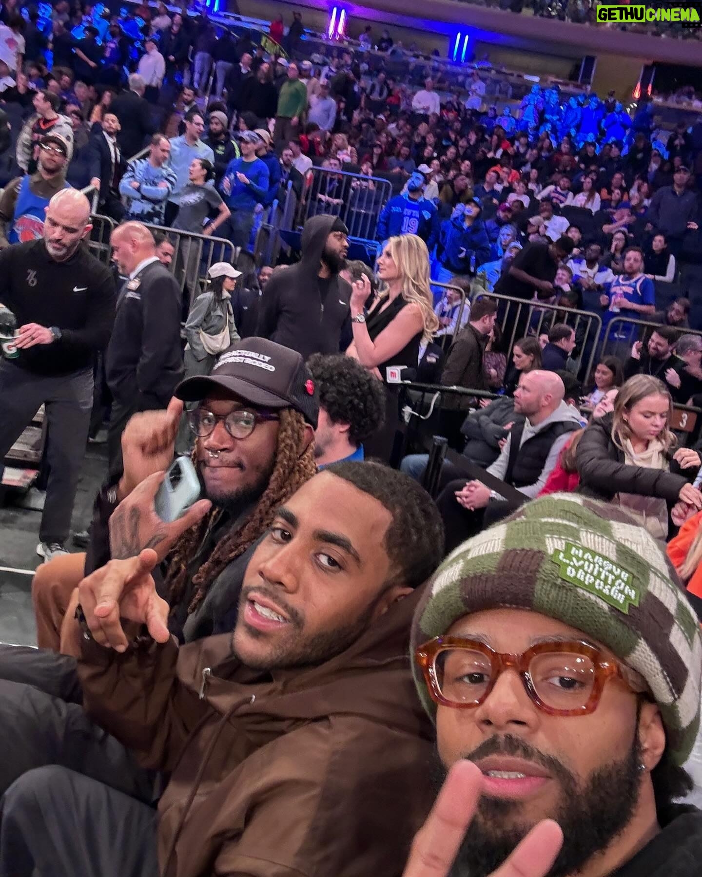 Jharrel Jerome - 25.9K Likes - I didn’t mean to say the wrong name baby, I’m not Steve Harvey
📸: @aim.os