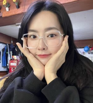 Ji Eun-seo Instagram - 내 최애(곱창전골)랑