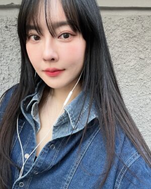 Ji Eun-seo Instagram - 이젠 없어 긴 생머리 ~ ㅋㅋ
주말에 단발에 헤메 츄라이 츄라이 해야지!
