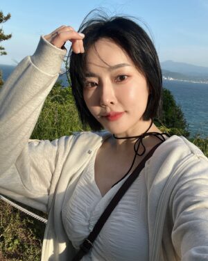 Ji Eun-seo Instagram - 산!