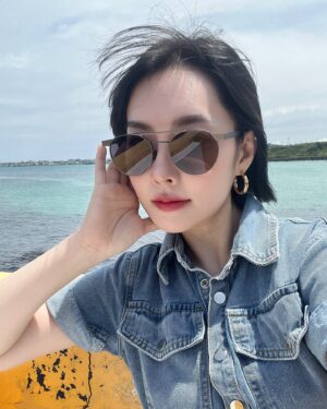Ji Eun-seo Instagram - 태슬컷 느낌 낭낭

응 고데기의 힘.