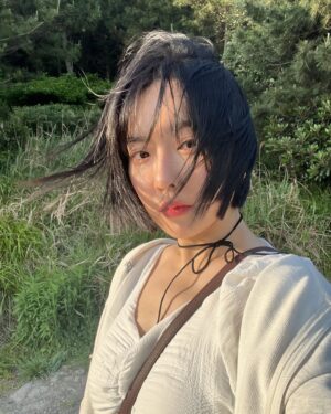 Ji Eun-seo Instagram - 몸살..
온몸이 뚜드러 맞은거같이 너무 아파오ㅜㅜㅜ
얼른 나아야 모레 이사하는데ㅠㅠㅠㅠ
오늘 댓글 초큼 느려요 😂😹