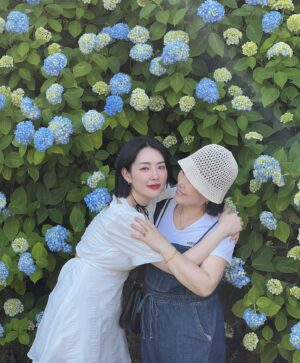 Ji Eun-seo Instagram - 제주 수국정원에서 엄마랑