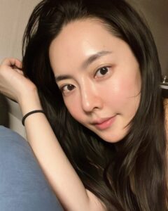 Ji Eun-seo Top 100 Instagram Photos and Posts