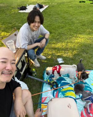 Ji Il-ju Instagram - 동현형네랑 코코랑 같이 한강 나들이~ㅎ
