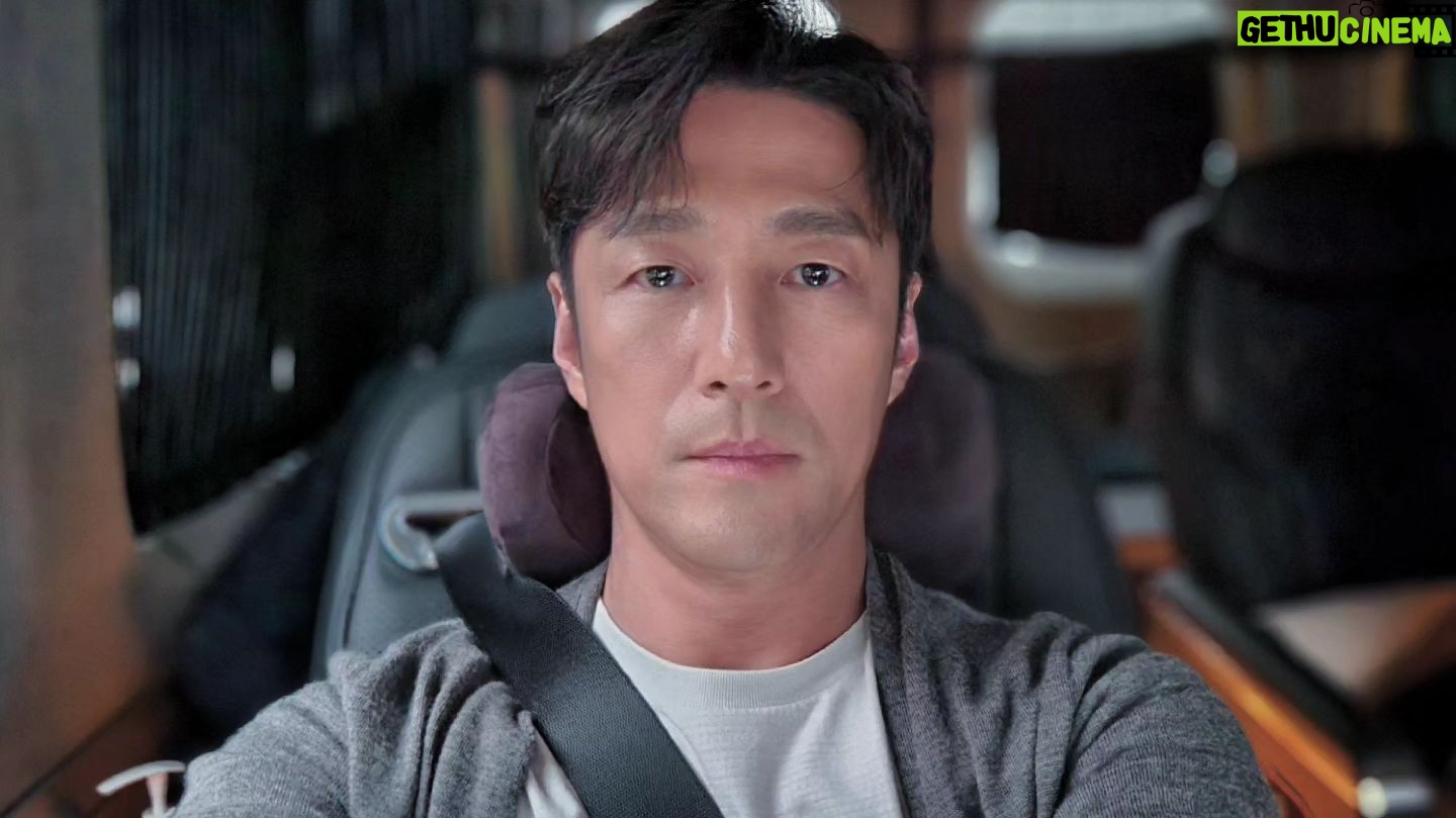 Ji Jin-hee - 6.4K Likes - @ikkle_entertainment #퇴근
