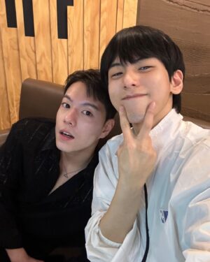 Ji Min-hyuk Instagram - 근황✌🏻
@ki_hae__
