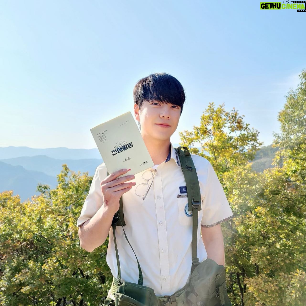 Ji Min-hyuk - 197.5K Likes - 군복교복뒤죽박ㅈㅜㄱ
🪖📚🟣
아직 안본사람 2부 나오기전에 빨리 !
Part2 04.21
Soon⭐️
#dutyafterschool
#조영신