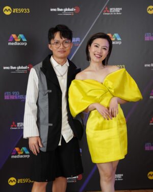Jia Hui Siau Instagram - A great success! Thank you to everyone who made it happen! 

It takes tremendous teamwork to weave all on-stage and off-stage components seamlessly into a great night of music & entertainment for our @yes933 listeners 🙏🏼 大家都辛苦了！ 也谢谢你的支持！

P.S. Couldn’t capture the screenshot when @weibirdmusic hi-5 me, but well he did! 😘

Styling | @anniechuasg @starstylistmediacorp 
Photography | @lkkben

#YES933潮流音乐盛典 #YES933HitsFest