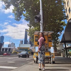 Jia Sharma Instagram - "Piercing the evening with thy star-lit spires"

#melbourne #eveninginmelbourne #photooftheday #jiasharma #bollywood #tollywood #instapic #instagram #summers #vibrant #travelawesome #traveladdict #travelphotography #traveltheworld