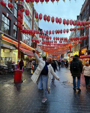 Jia Sharma Instagram - Work,travel,save,reapeat 

#Christmas #coventgarden #london #england🇬🇧 #travelawesome #travelingram #traveladdict #journey #newyear #2024 #picsoftheday #bye2023 #celebration #bollywood #tollywood #winterwonderland #wintervibes #jiasharma #jia