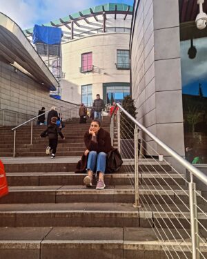Jia Sharma Instagram - #birmingham #photooftheday #travelawesome #england🇬🇧 #jiasharma #selflove #tollywood #bollywood #bullring #instapic #traveltheworld #travelphotography #birminghamphotographer