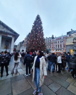 Jia Sharma Instagram - Work,travel,save,reapeat 

#Christmas #coventgarden #london #england🇬🇧 #travelawesome #travelingram #traveladdict #journey #newyear #2024 #picsoftheday #bye2023 #celebration #bollywood #tollywood #winterwonderland #wintervibes #jiasharma #jia