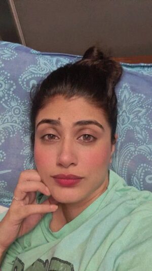 Jia Sharma Instagram - #norrescue #netflixtime #netflix #bollywood #tollywood #jiasharma #reelsinstagram #reels