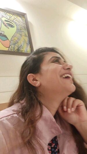 Jia Sharma Instagram - #reelitfeelit❤️❤️ #reelsinstagram #reelkarofeelkaro #videooftheday #instagram #reelslovers#reelsindia #jiasharma #newinterest #southcinema #arjunreddy #kabirsingh