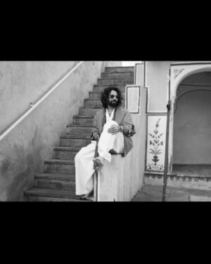 Jigar Saraiya Instagram - Tu meri hai with @shreyaghoshal is trending on insta reels. Go make your reel and tell us how you like the song ❤️. Shoot Edit DI and Art by :- @32farvariproduction 
Styled and designed by @soul.kari @karishmakacharya  Hair by @akshatahonawar  Makeup by @neerajnavare  @sonymusicindia @sanjanavij @soulfulsachin @sachinjigar @priyasaraiyaofficial @romilved