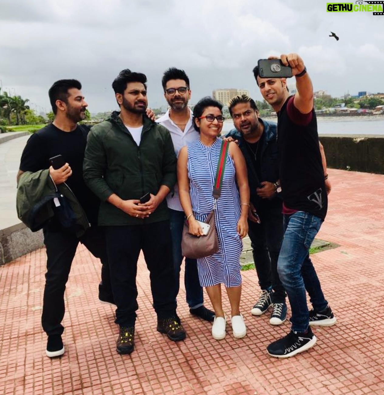 Jigar Saraiya - 3.4K Likes - #throwbackthursday with these amazing music artistes. This was right after we did a shoot and story for #bombaytimes with beautiful conversations on music, anecdotes from life, discussing new songs and old, and more. @salimmerchant @mithoon11 @clintoncerejo @soulfulsachin @jigarsaraiya #salimmerchant #clintoncerejo #mithoon #sachinjigar #throwback #bandra #photoshoot #bollywood #music #musician #journalistlife #workday July 2018.