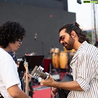 Jigar Saraiya - 3 Likes - If you ever plan to attend a #sachinjigarlive concert, try catching the sound check session too, it’s generally an hour before the gig, we all really really have fun, and I think it’s a very a involved and honest musical session before the gig, sometimes we do sing and enjoy the songs that we don’t end up singing at the actual gig that day. See you all at sound checks too..
Pictures by @karanghoda @karanghodapictures